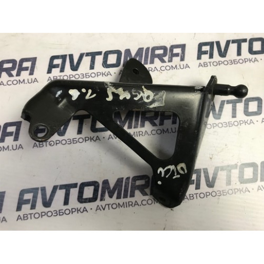Кронштейн впускного колектора Ford Focus 2 2008-2010 4M5Q6N081AA